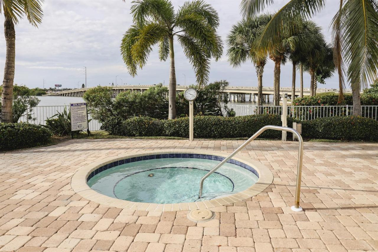 Dolphin Bay In Boca Ciega Resort - 2Br, Pool, Bay View St. Petersburg Exterior photo