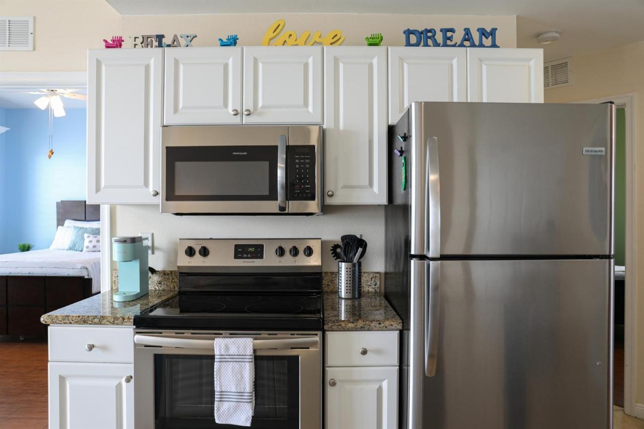 Dolphin Bay In Boca Ciega Resort - 2Br, Pool, Bay View St. Petersburg Exterior photo