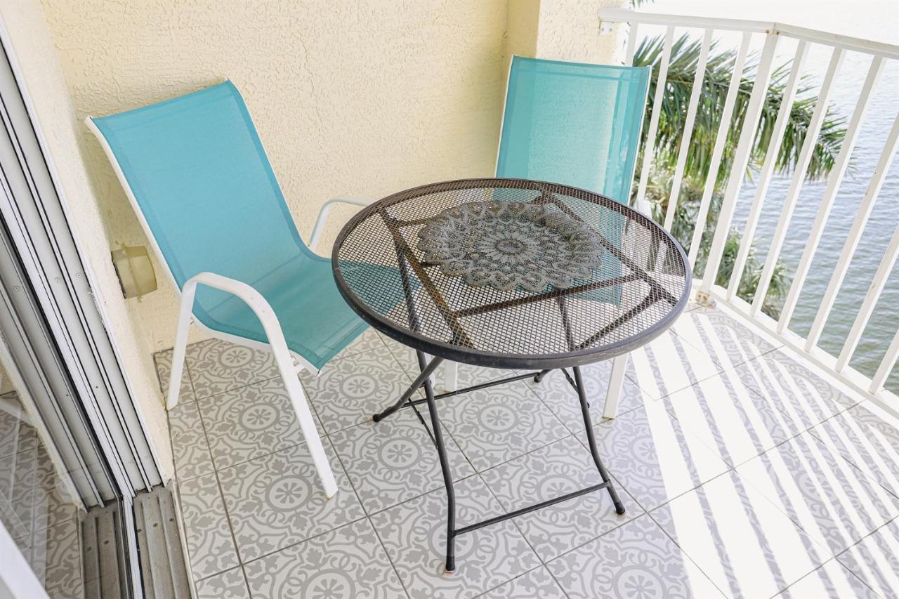 Dolphin Bay In Boca Ciega Resort - 2Br, Pool, Bay View St. Petersburg Exterior photo
