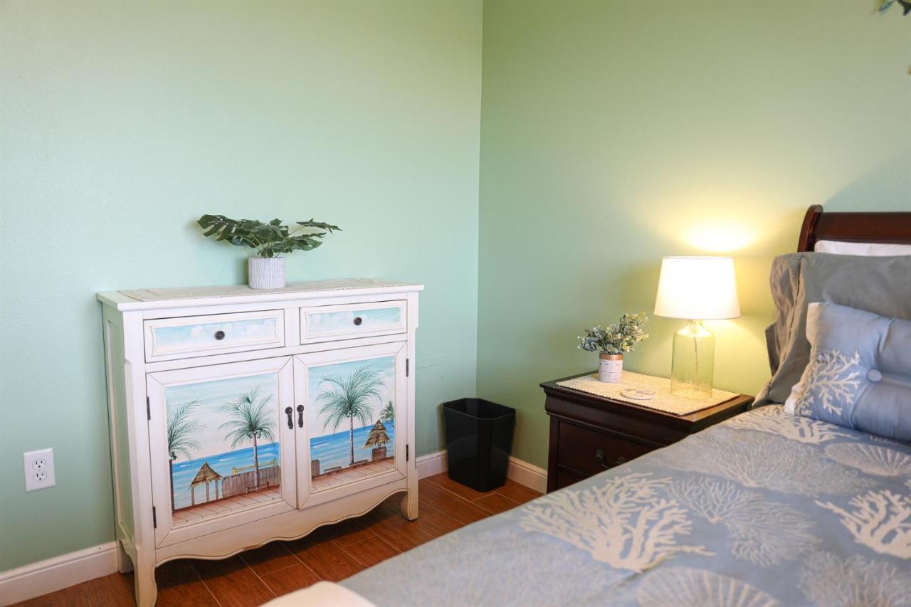 Dolphin Bay In Boca Ciega Resort - 2Br, Pool, Bay View St. Petersburg Exterior photo